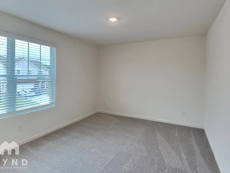 56 Heartland Dr — Photo 13