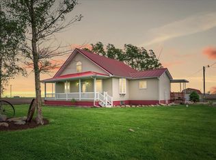 280 E 2350 North Rd, Ogden, IL 61859