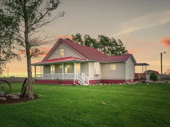 280 E 2350 North Rd, Ogden, IL 61859