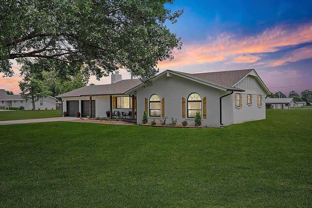 10419 N 127th East Ave