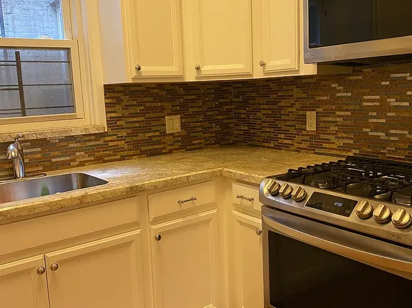 615 Rutland Rd #1, Brooklyn, NY 11203