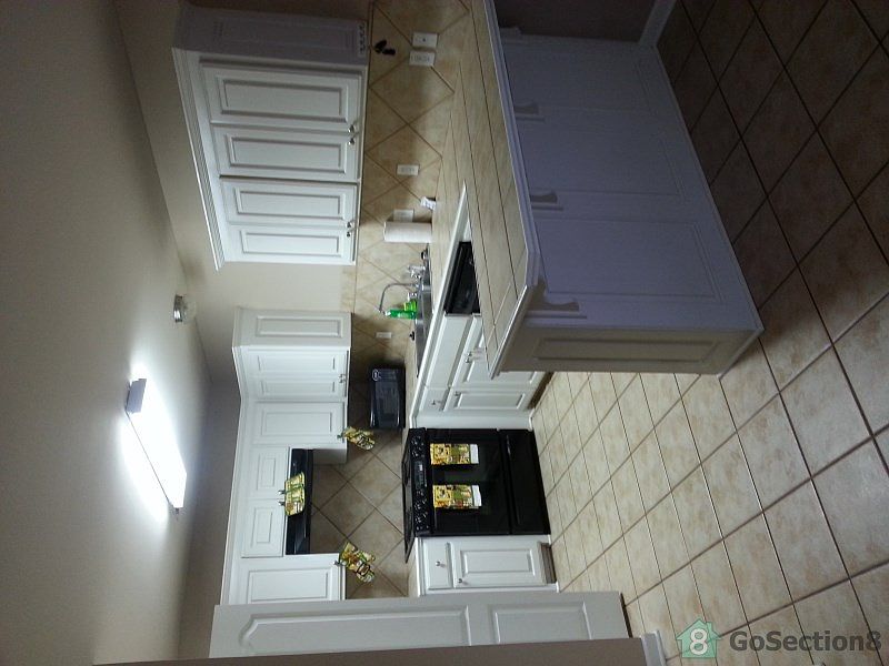 2nd image of 536 N Brown Ave