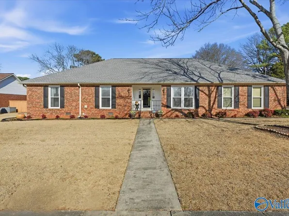 2210 Lugenia Dr SW, Huntsville, AL 35803