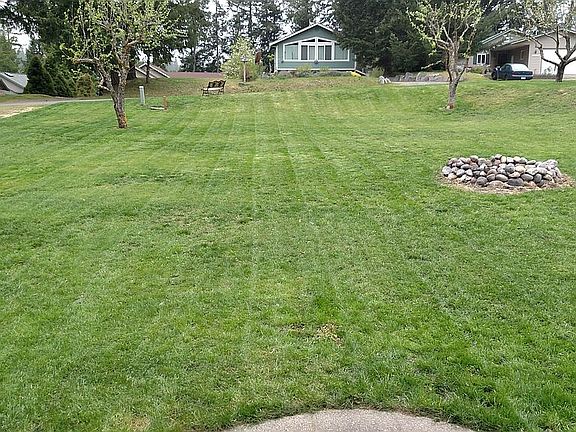 2nd image of 21942 Bluewater Dr SE