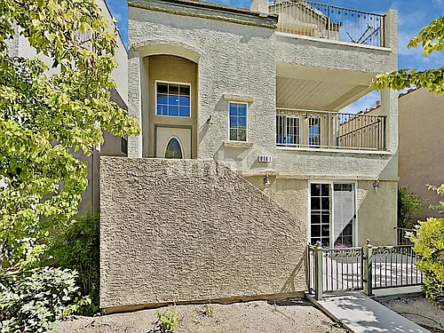9161 Desirable Ct Photo 1