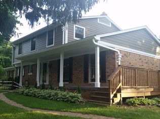 6060 Hickory Ln, Dexter, MI 48130