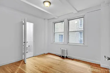 Rented by City Connections Realty