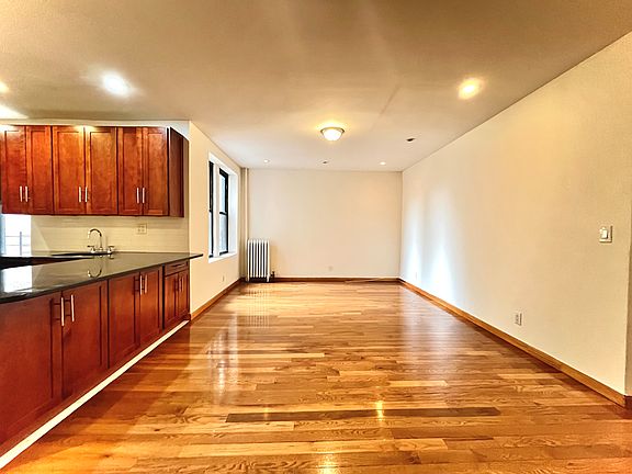 2nd image of 91 Fort Washington Ave APT 41