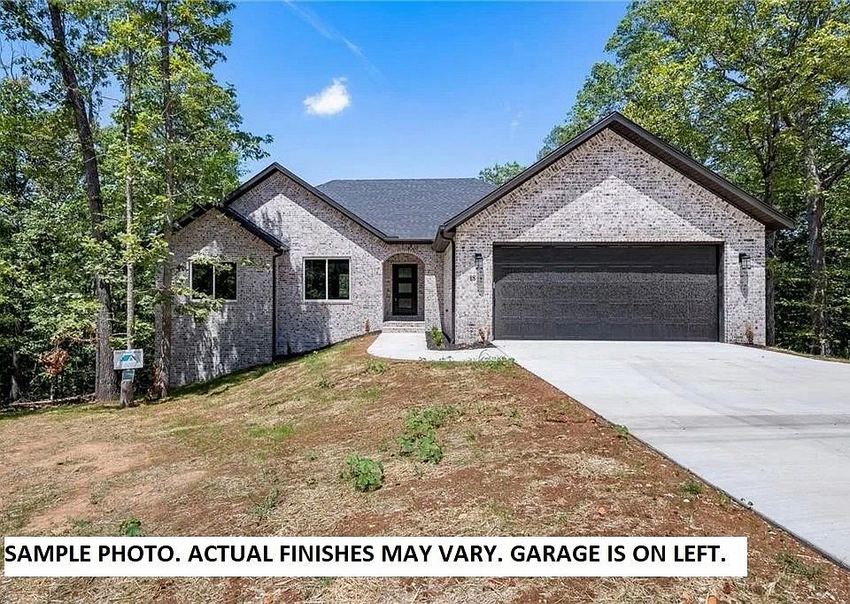 1st image of 20 Sandhurst Dr