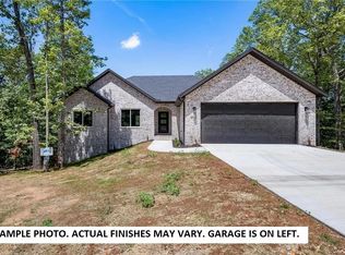 20 Sandhurst Dr, Bella Vista, AR 72714