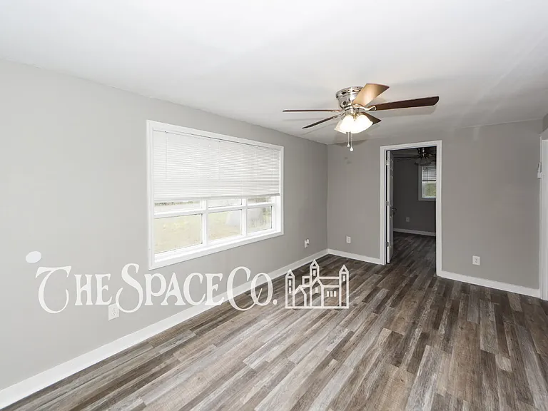 209 Testament Ln — Photo 4