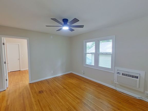 2nd image of 322 N Spruce St