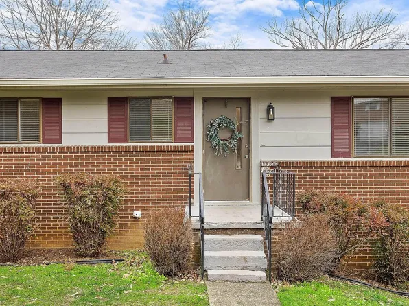 1323 Easy Ln, Hixson, TN 37343