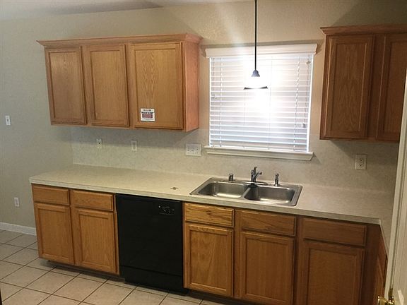 5th image of 21534 Maddux Dr