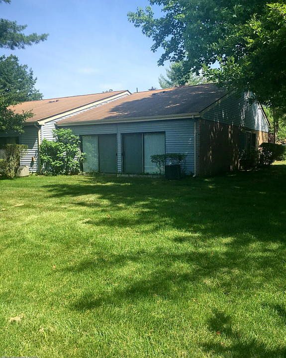 2nd image of 214 Medford Ct Unit A