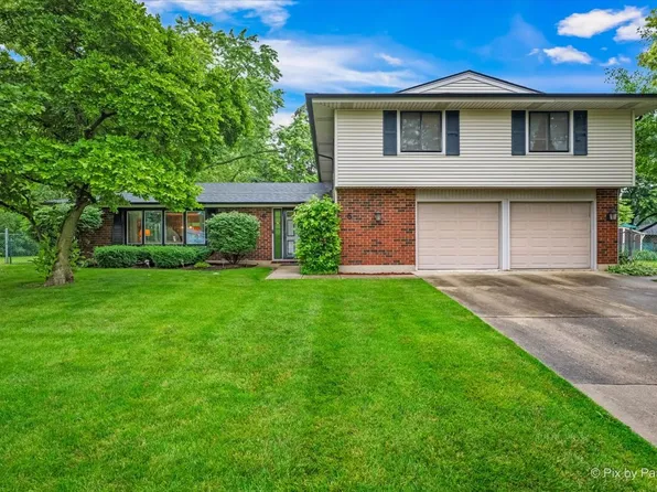 5 Andrew Ln, Schaumburg, IL 60193