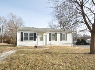 322 E 3rd Ct, Independence, MO 64050
