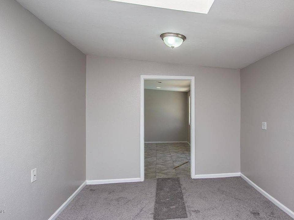 1st image of 3736 W Dahlia Dr