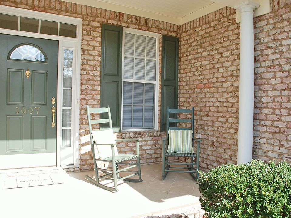 1st image of 1007 Meadowgrass Ln