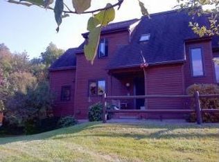 470 Acorn Ln, Shelburne, VT 05482