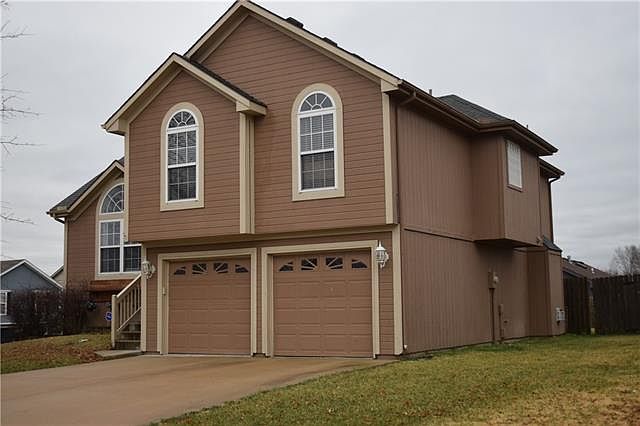 1st image of 601 Westview Dr