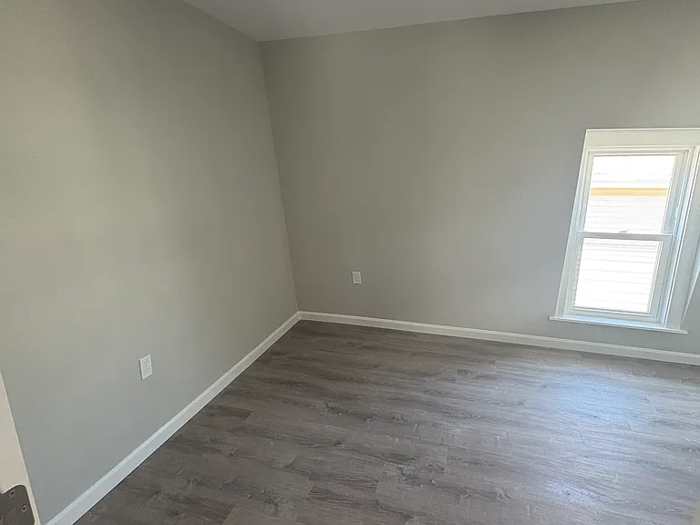 46 Linden St #3 — Photo 11