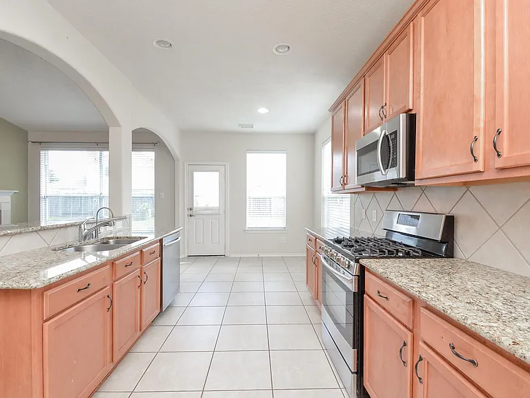 25811 Misty Mountain Ln — Photo 11