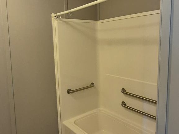 4th image of 368 Brush Creek Rd #3