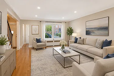144-48 Jewel Avenue