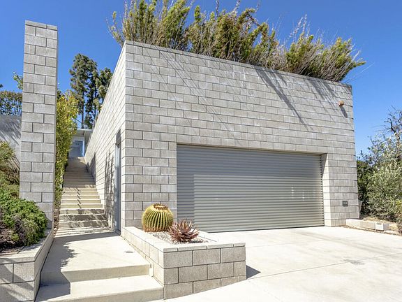 5th image of 3198 Gibraltar Dr