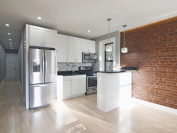 2nd image of 304 W 151st St APT 4