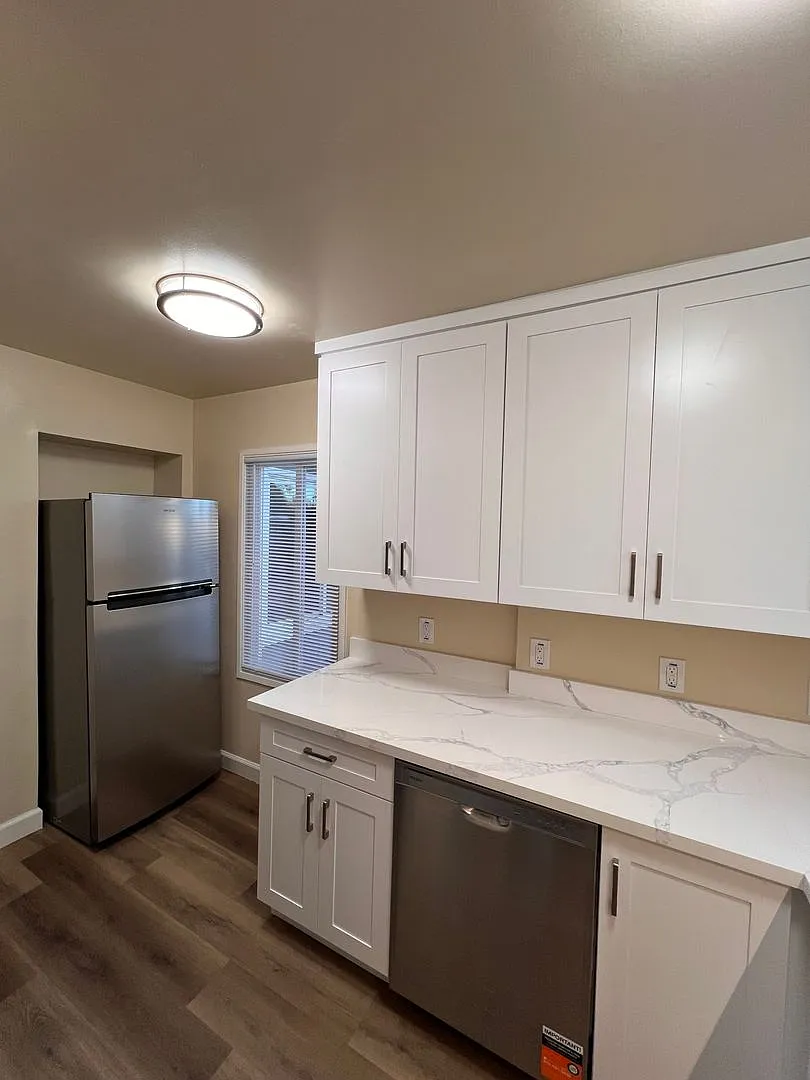 G2| 1021-1031 Kedith Street — Photo 3