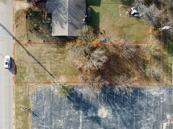 933 NE 30th St Lot 20, Oklahoma City, OK 73105