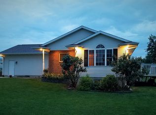 2102 Faith St, Urbana, IA 52345