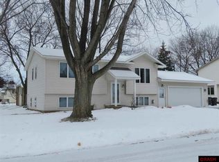 10 Flicka Ct, Mankato, MN 56001