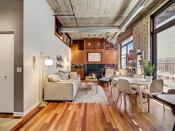 5th image of 1521 W Haddon Ave APT 2C