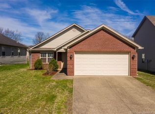 3829 Homestead Dr, New Albany, IN 47150