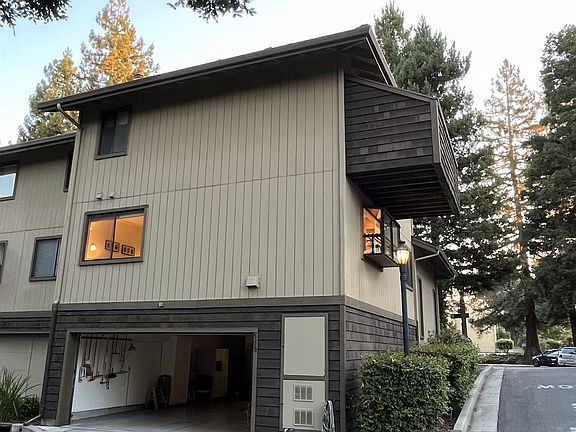 2nd image of 550 Los Olivos Dr