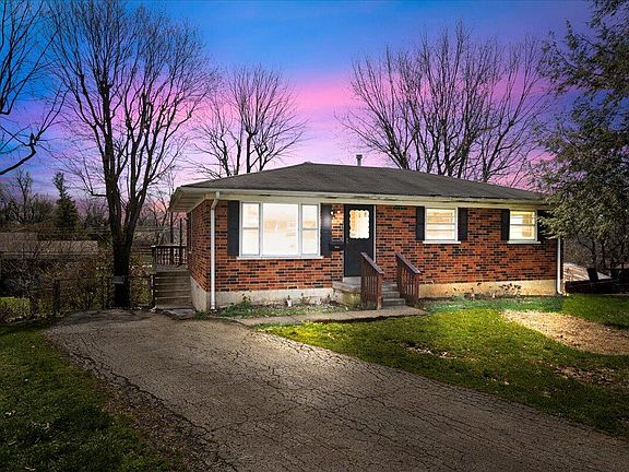 3rd image of 2412 Heaton Ct