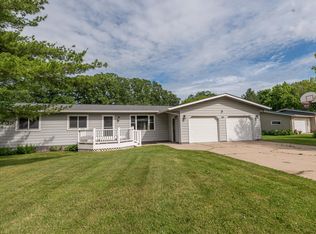 105 Pleasant Ln, New York Mills, MN 56567