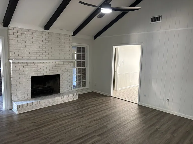 6129 Charing Dr — Photo 21