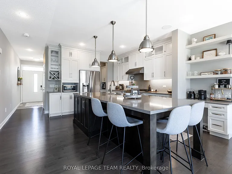 512 Breccia Hts — Photo 12