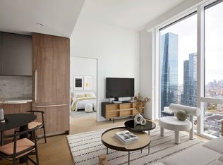 455 10th Ave APT PH2E, New York, NY 10018