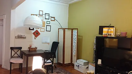 Rented by R New York