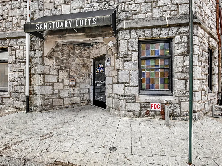 Sanctuary Lofts — Photo 2