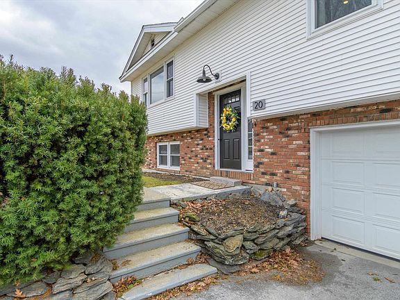 2nd image of 20 Brightview Avenue