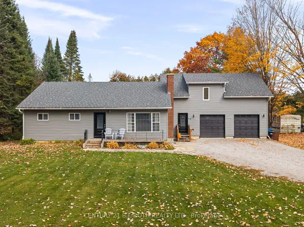 3271 Turnbull Dr, Severn, ON L3V 0Y4