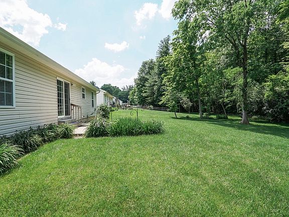 3rd image of 1288 Cross Creek Dr