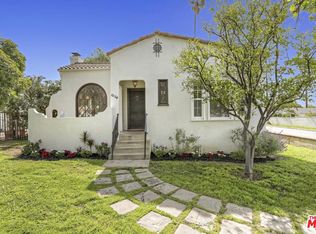 1004 E Magnolia Blvd, Burbank, CA 91501