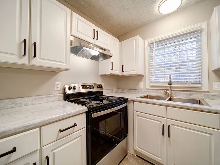 The Manor Townhomes — Photo 63